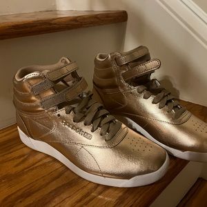 Reebok Classic Sneakers